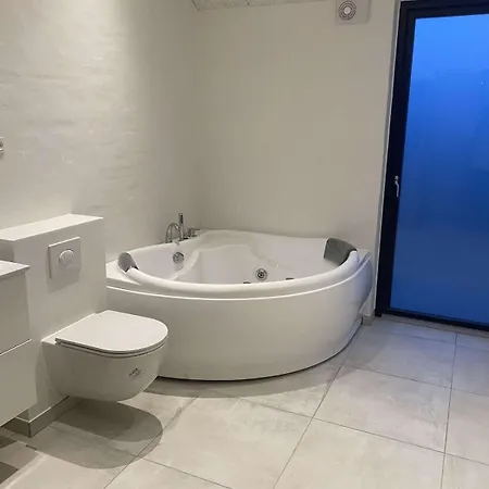 Luxury Close To The