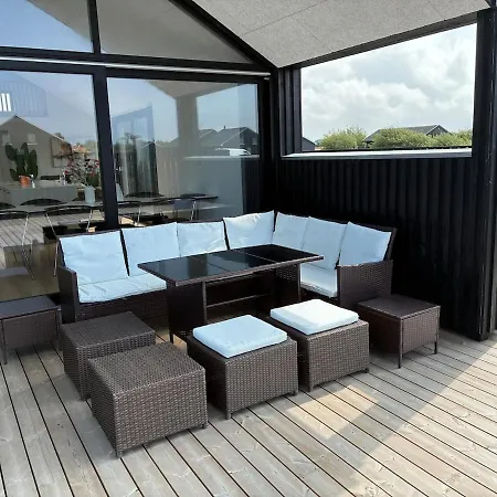 Luxury Close To The *