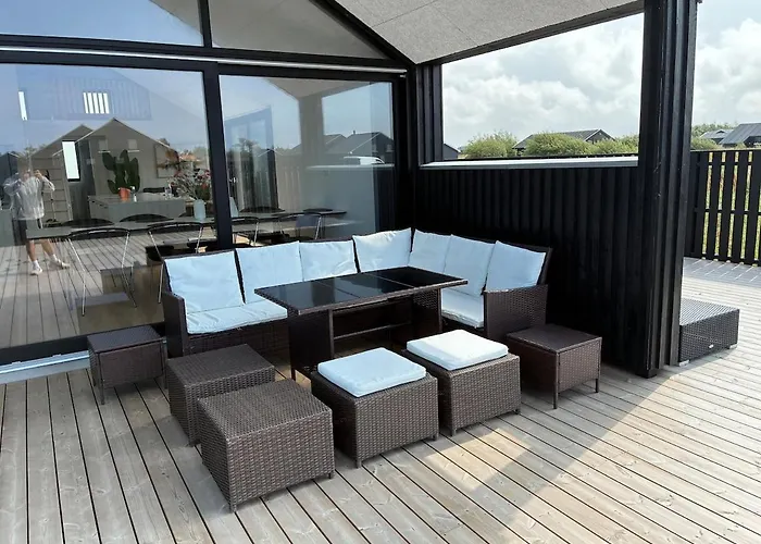 Luxury Close To The *